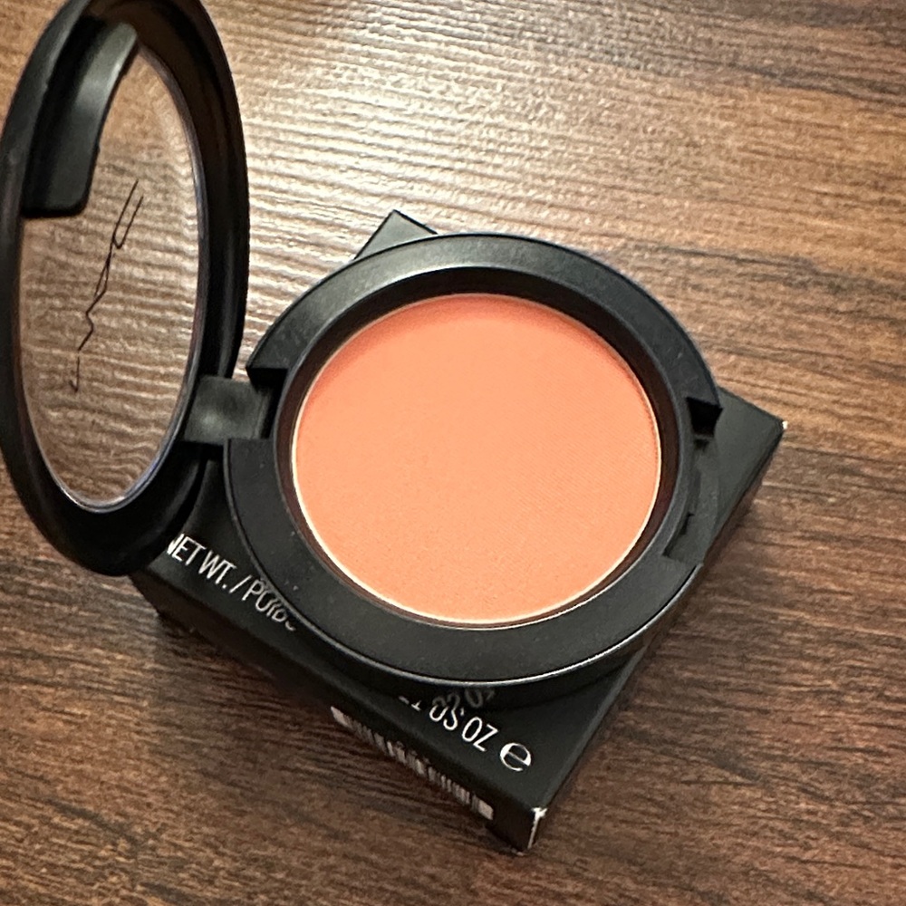 LE MAC Cosmetics honey jasmine Blush